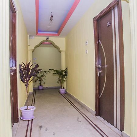 Hotel OYO 23034 Somraj Regency Agartala Exterior foto